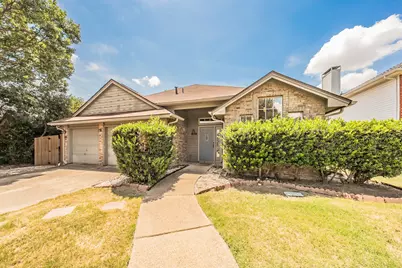 4631 Essex Drive, Grand Prairie, TX 75052 - Photo 1