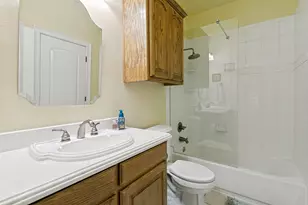 1290 Fox Ln, Burleson, TX 76028 - Photo 23