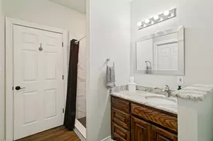 1290 Fox Ln, Burleson, TX 76028 - Photo 13