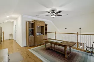 1290 Fox Ln, Burleson, TX 76028 - Photo 21