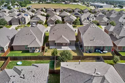 821 Black Hawk Drive, Princeton, TX 75407 - Photo 23