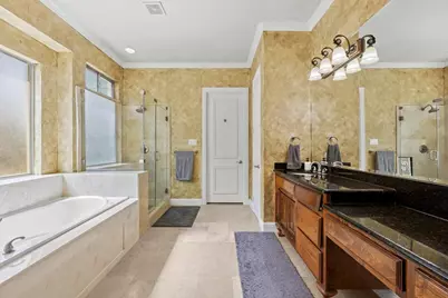 804 Bentwater Parkway, Grand Prairie, TX 75104 - Photo 15