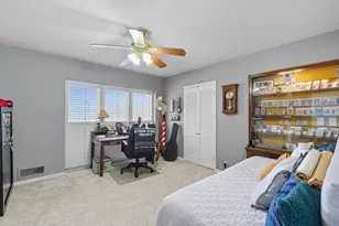 300 E Main St, Whitesboro, TX 76273 - Photo 27
