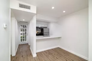 2722 Throckmorton St, Dallas, TX 75219 - Photo 9