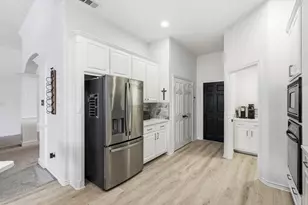 115 Honeysuckle Dr, Justin, TX 76247 - Photo 17