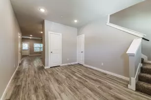 307 Aveen Path, Lewisville, TX 75057 - Photo 7