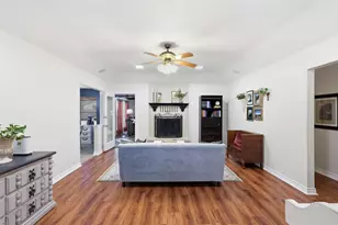 3811 Helmsford Dr, Arlington, TX 76016 - Photo 5