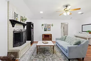 3811 Helmsford Dr, Arlington, TX 76016 - Photo 9