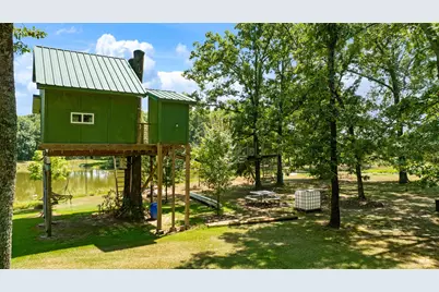 618 County Road 33970, Powderly, TX 75473 - Photo 9