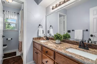 301 Meadow Knoll Drive, Double Oak, TX 75077 - Photo 29