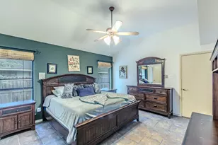 127 McAlister Rd, Burleson, TX 76028 - Photo 11