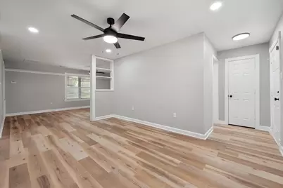 800 E Bovell Street, Crowley, TX 76036 - Photo 5