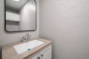 800 E Bovell St, Crowley, TX 76036 - Photo 25