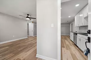800 E Bovell St, Crowley, TX 76036 - Photo 11