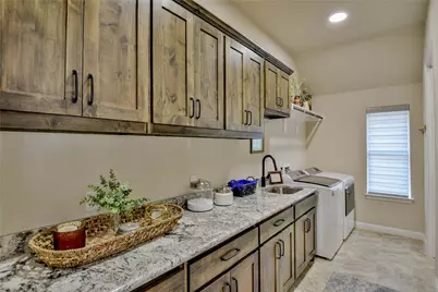 1453 Highland Park Circle, Granbury, TX 76048 - Photo 29