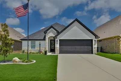 1453 Highland Park Circle, Granbury, TX 76048 - Photo 1