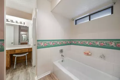 2909 Cambridgeshire Drive, Carrollton, TX 75007 - Photo 13