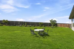601 Bonnie Rose Ln, Van Alstyne, TX 75495 - Photo 31