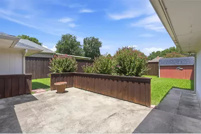2110 Meadowview Court, Garland, TX 75043 - Photo 15