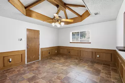 2110 Meadowview Court, Garland, TX 75043 - Photo 9