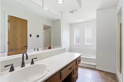 2110 Meadowview Court, Garland, TX 75043 - Photo 11