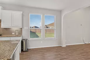 1220 Beestone Dr, Saginaw, TX 76131 - Photo 11