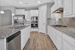 1220 Beestone Dr, Saginaw, TX 76131 - Photo 9
