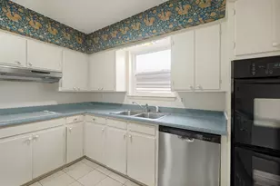 5833 E University Blvd, Dallas, TX 75206 - Photo 9