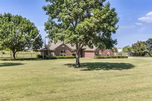8051 Mavis Ave, Waxahachie, TX 75167 - Photo 27