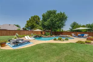 5731 Chateau Dr, Sachse, TX 75048 - Photo 3