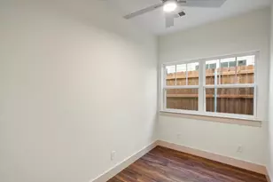 504 E Kimball St, Mansfield, TX 76063 - Photo 15