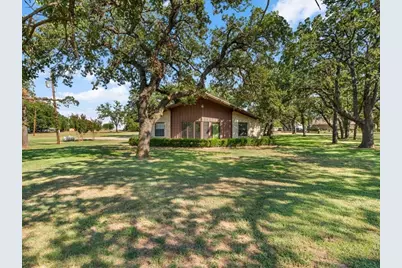 474 Trussell Drive, Springtown, TX 76082 - Photo 1