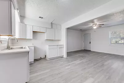 12900 Quail Drive, Balch Springs, TX 75180 - Photo 3
