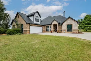 360 Saddle Club Rd, Weatherford, TX 76088 - Photo 1
