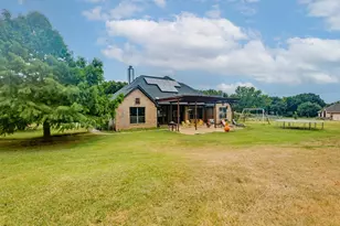 360 Saddle Club Rd, Weatherford, TX 76088 - Photo 25