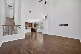 233 Brick Row Dr, Richardson, TX 75081 - Photo 5