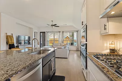 5933 Lovills Creek Street, Fort Worth, TX 76179 - Photo 11