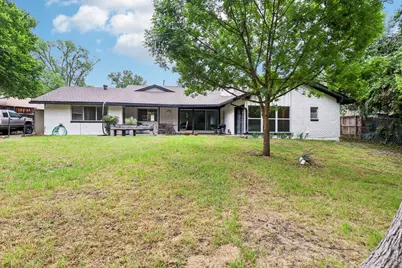 10255 Timber Trail Drive, Dallas, TX 75229 - Photo 35