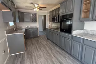 553 Raintree Cir, Coppell, TX 75019 - Photo 5