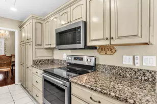 5418 Barcelona Dr, Garland, TX 75043 - Photo 5