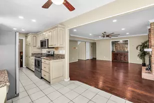 5418 Barcelona Dr, Garland, TX 75043 - Photo 11