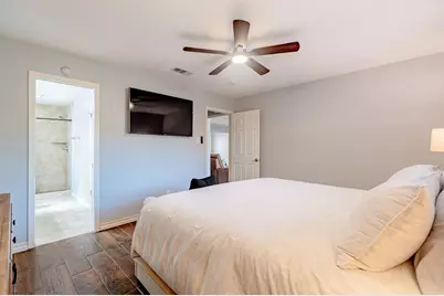2205 Indian Creek Drive, Irving, TX 75060 - Photo 15