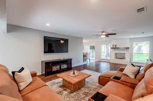 2205 Indian Creek Dr, Irving, TX 75060 - Photo 7