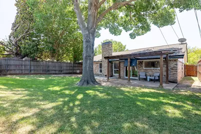 2205 Indian Creek Drive, Irving, TX 75060 - Photo 29