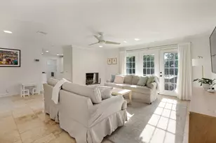 10810 Beauty Ln, Dallas, TX 75229 - Photo 5
