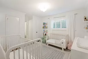 10810 Beauty Ln, Dallas, TX 75229 - Photo 17