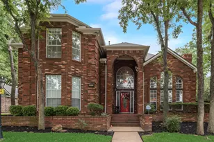2805 Pine View Dr, Grapevine, TX 76051 - Photo 3