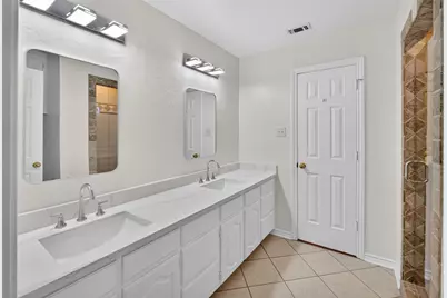 2805 Pine View Drive, Grapevine, TX 76051 - Photo 19