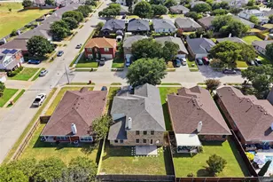 1445 Broken Spoke Ct, Fort Worth, TX 76131 - Photo 31