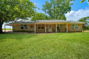 2606 Farm Rd 412, Clarksville, TX 75426 - Photo 3